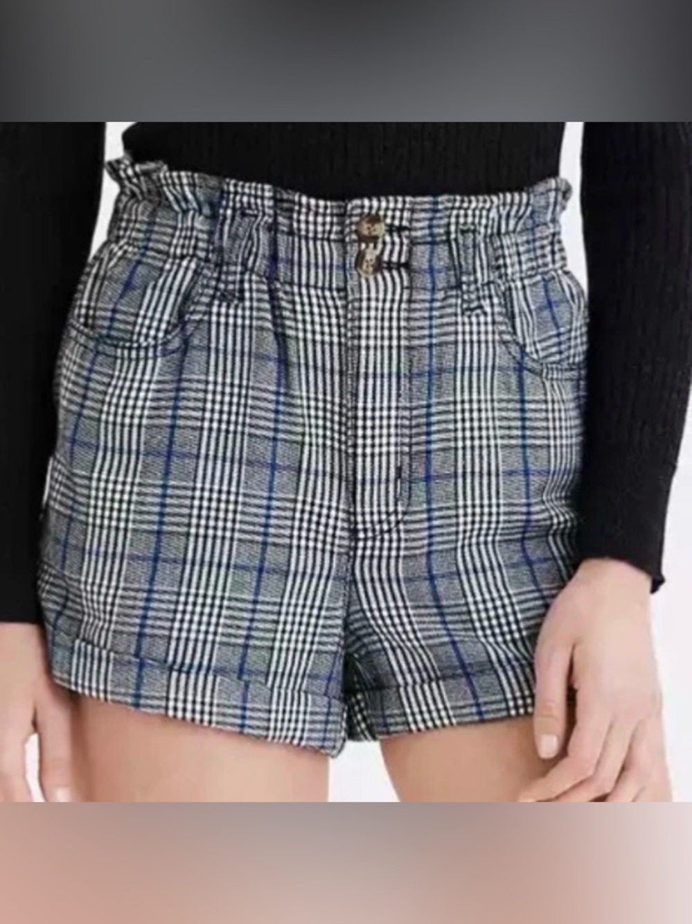 American Eagle - Plaid Short Size 6